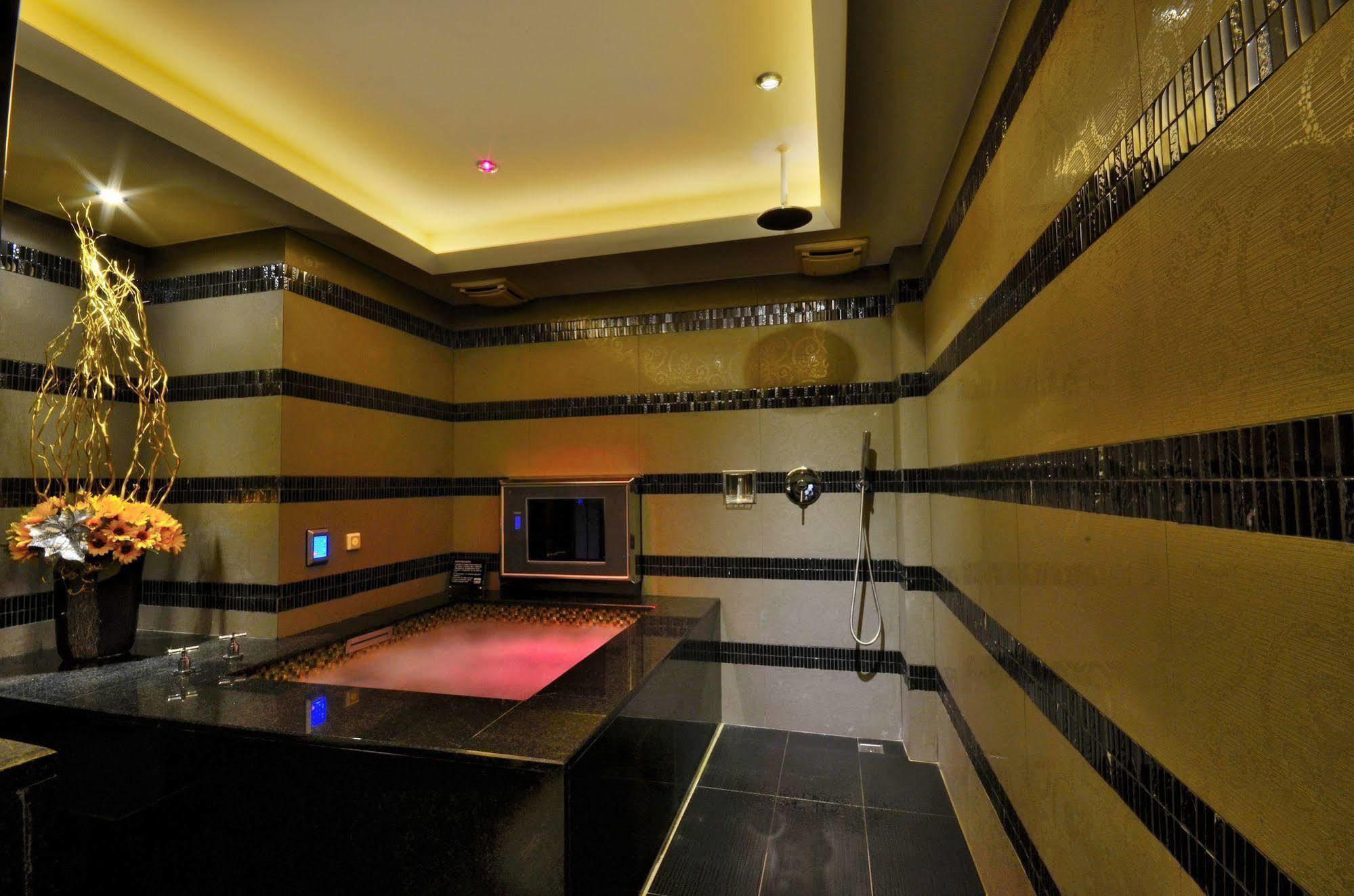 Hea Duenn Motel 台中市 エクステリア 写真