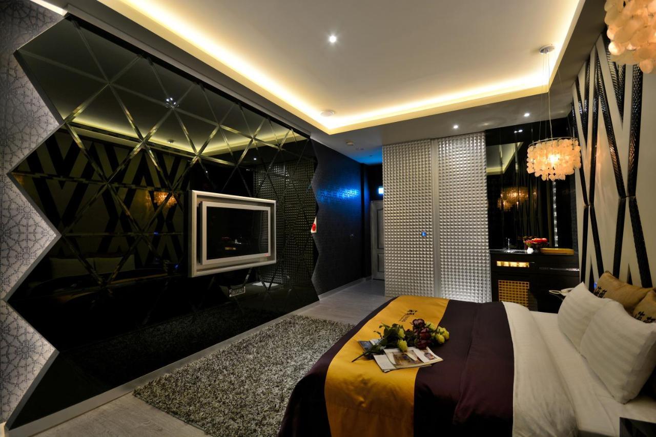 Hea Duenn Motel 台中市 エクステリア 写真