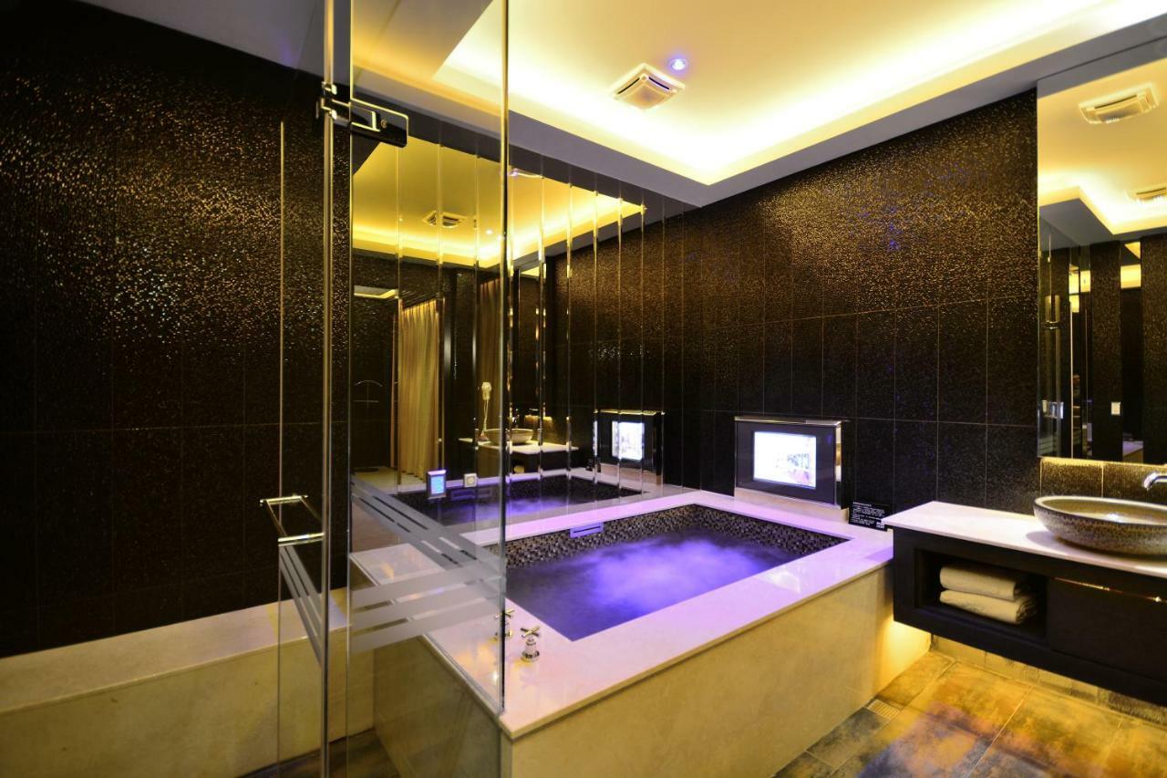 Hea Duenn Motel 台中市 エクステリア 写真